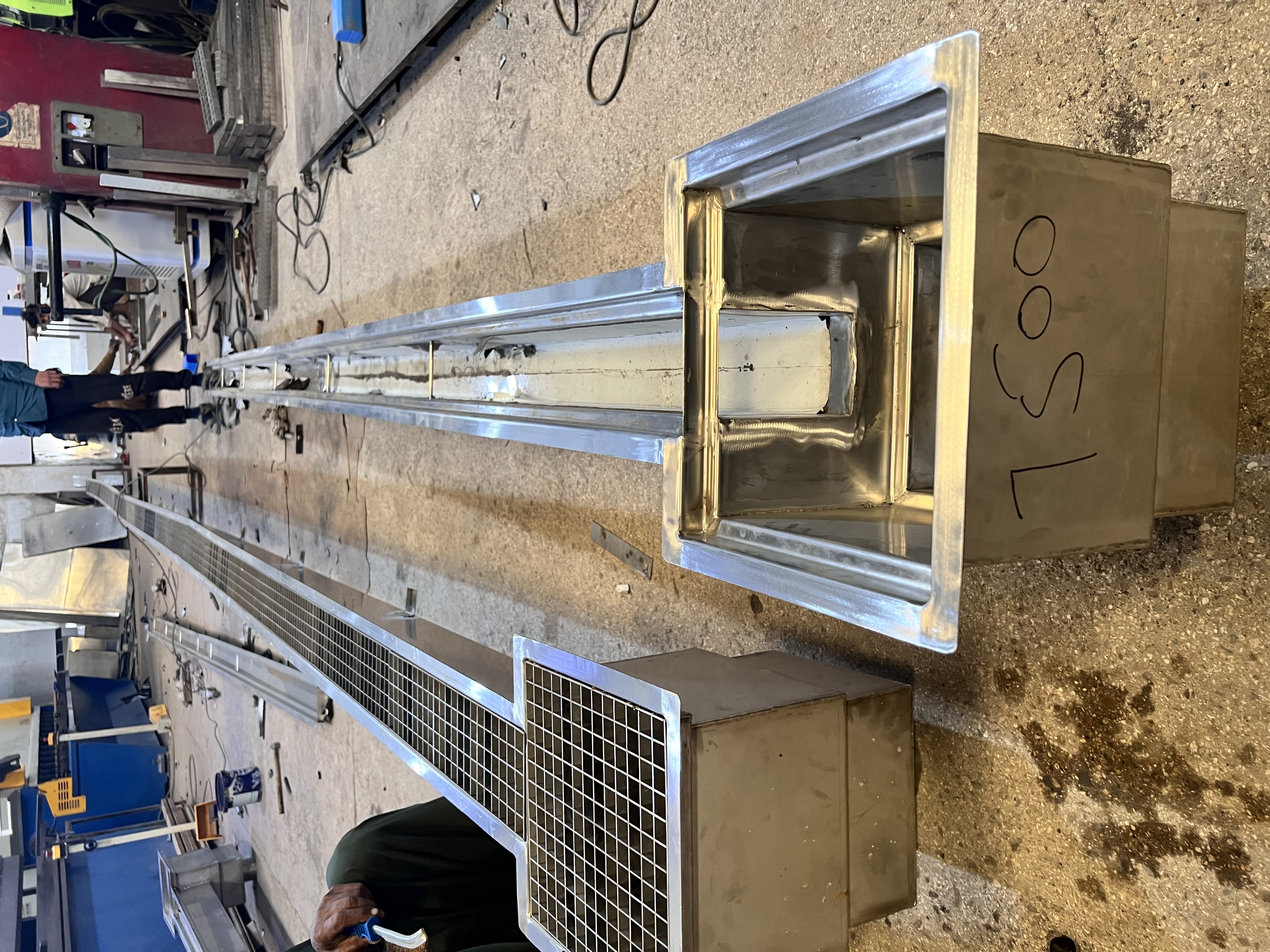 SS 304 Interlocking Box Drain Grating with Drainage Channel — photo 5 of 6