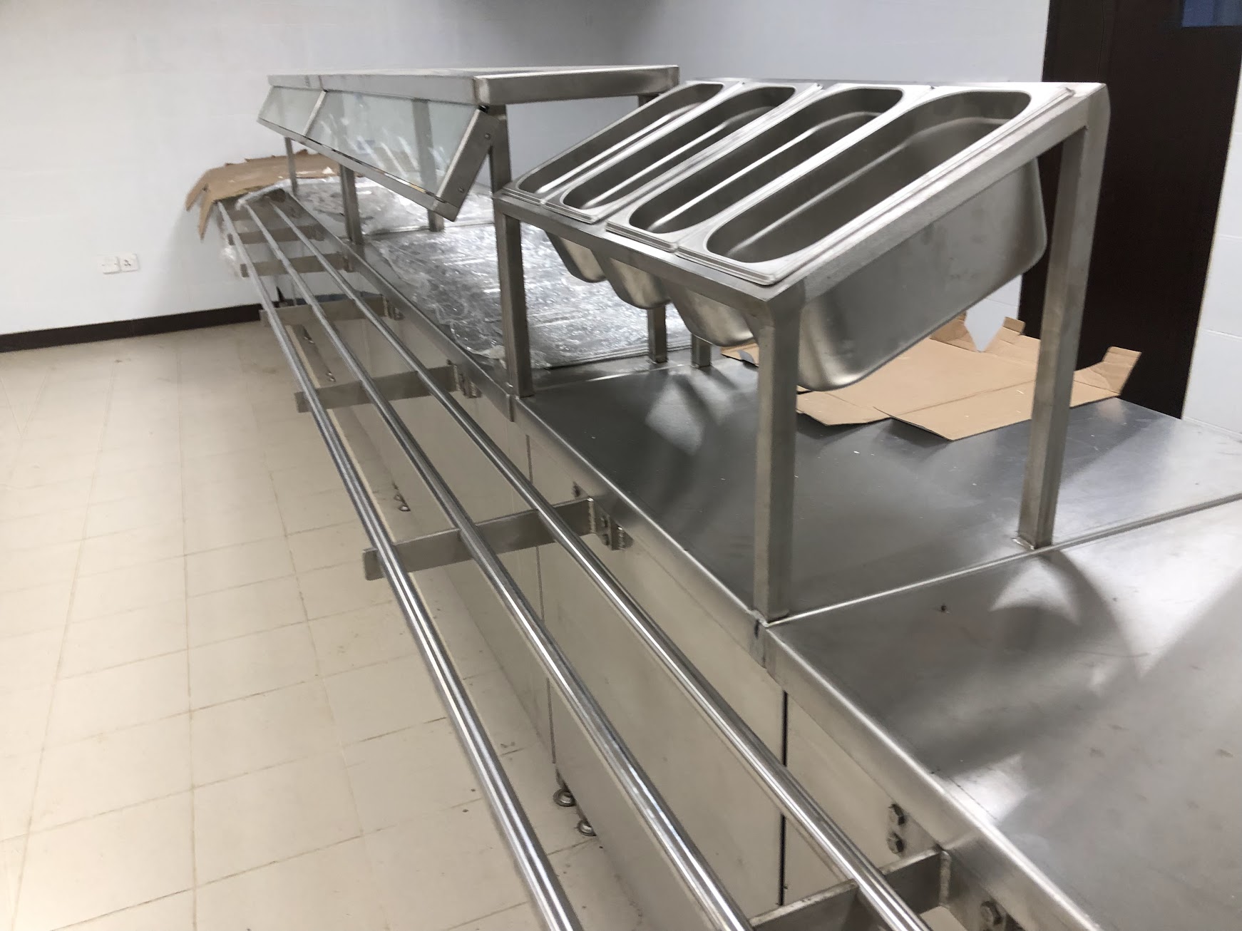Counter with tray slider — photo 4 of 8