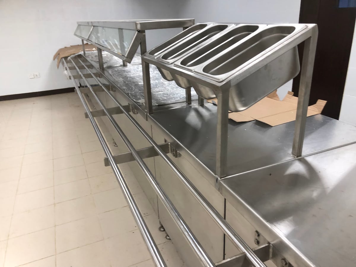 Cutlery Counter with Tray Slider — photo 4 of 9