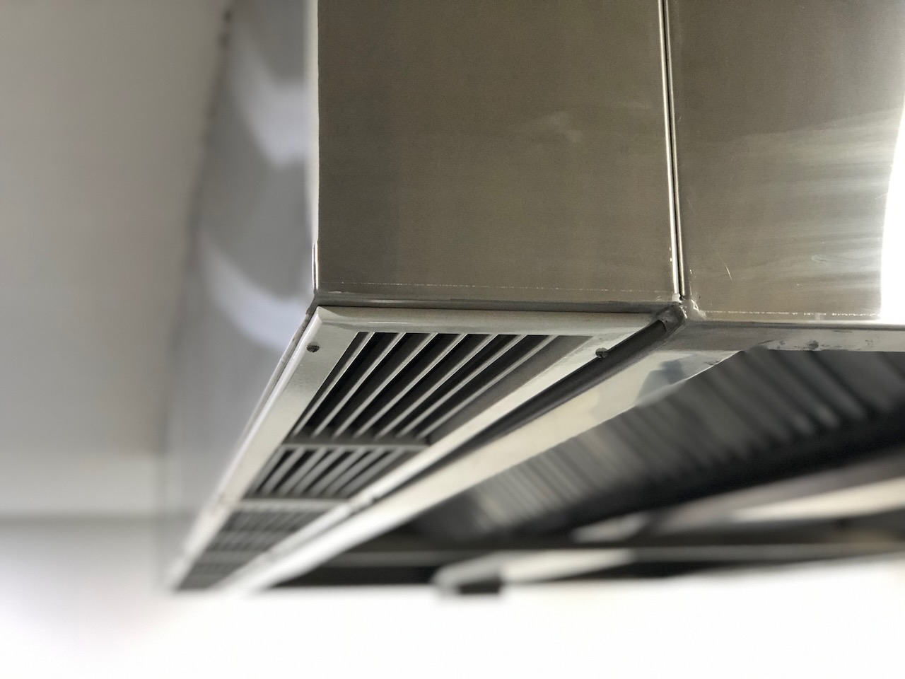 Exhaust Hood Island Type — photo 4 of 6