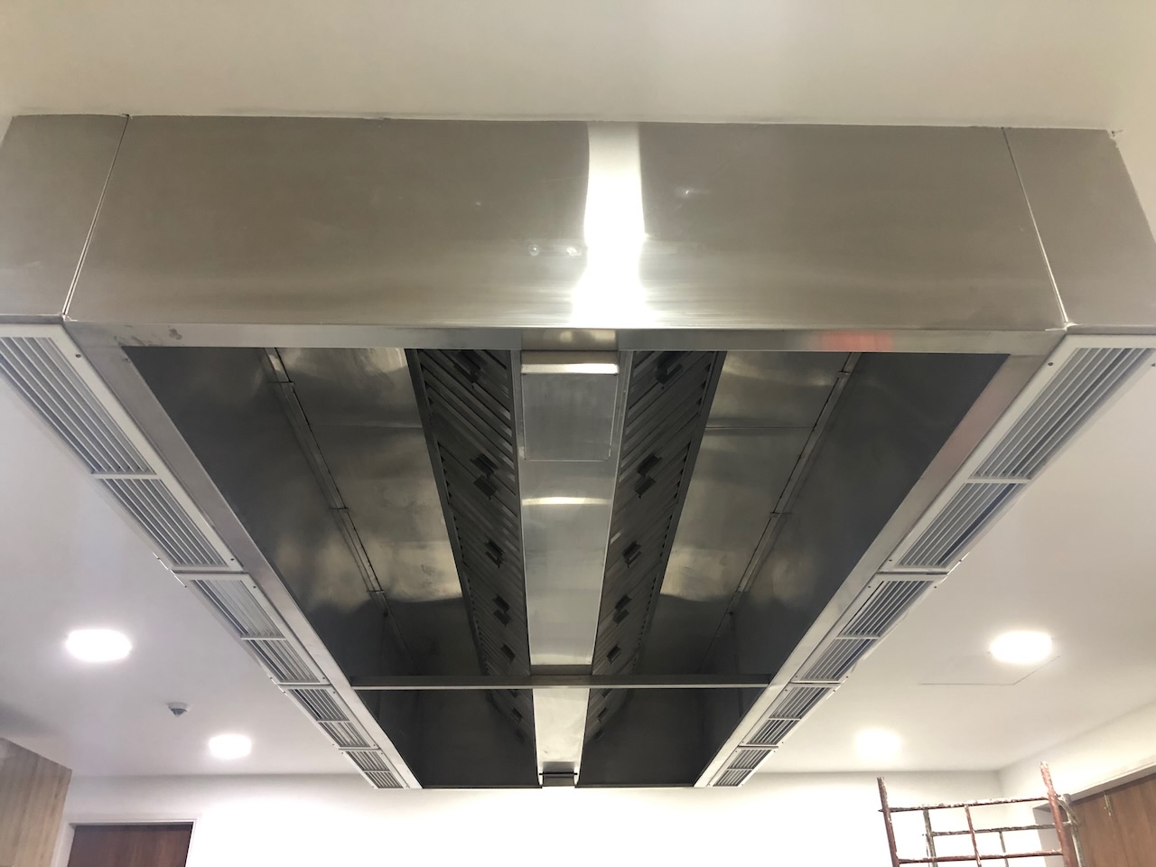 Exhaust Hood Island Type