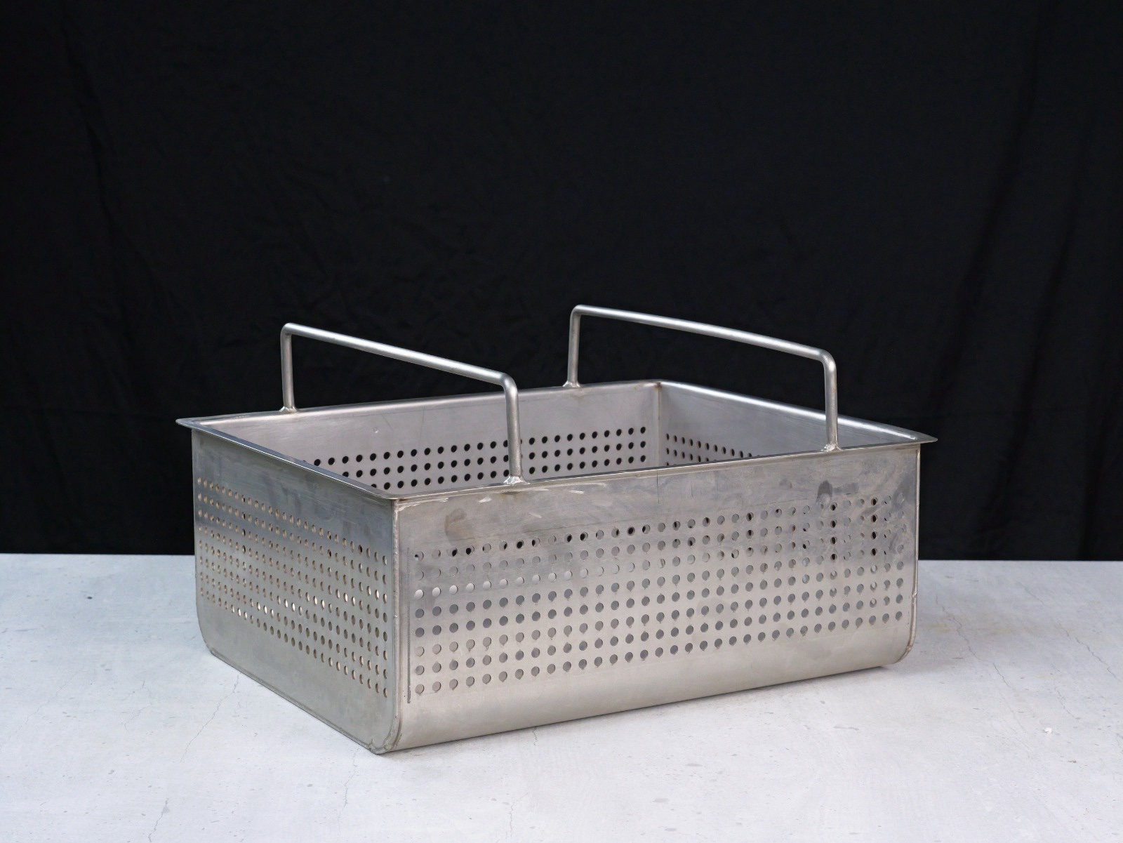 Grease Trap Small 17 GPM — photo 7 of 16