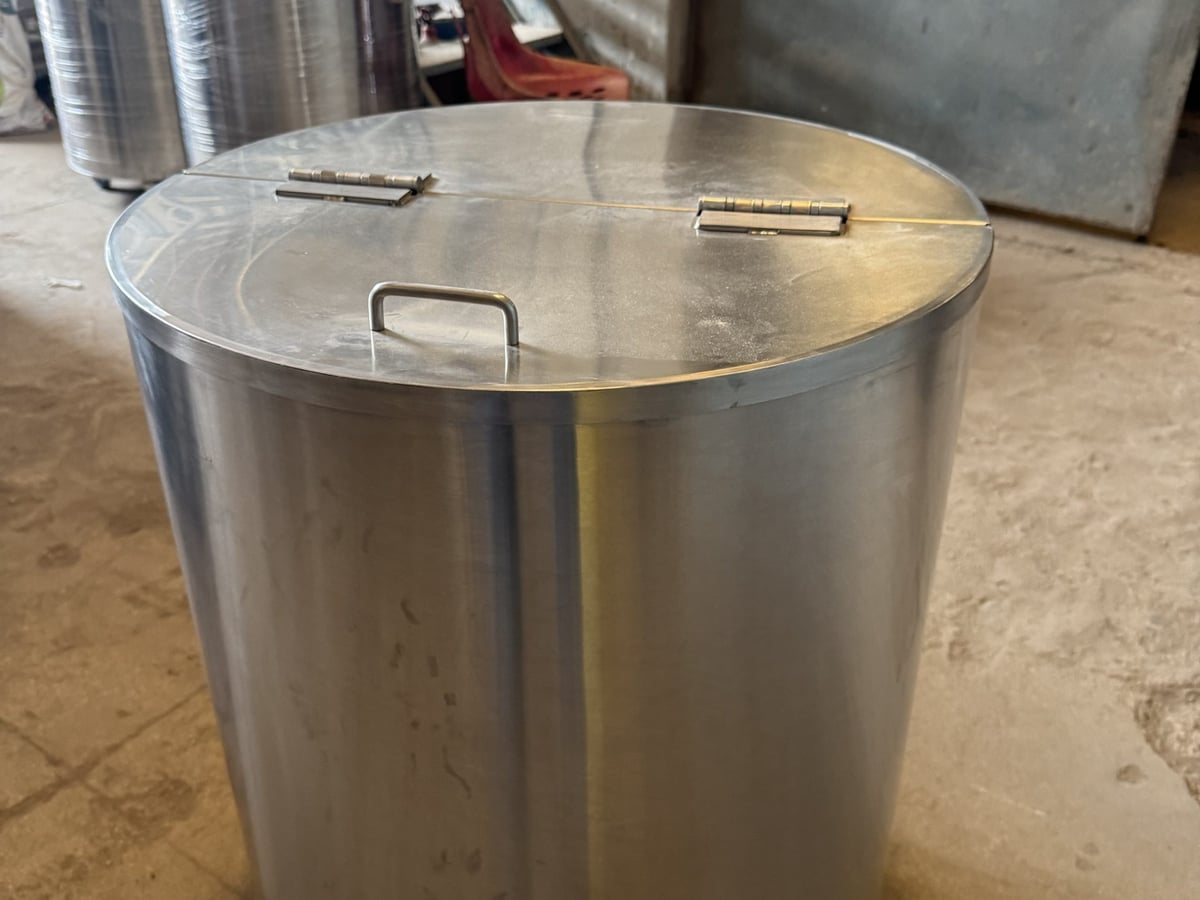 Stainless Steel Cylindrical Container — photo 6 of 6