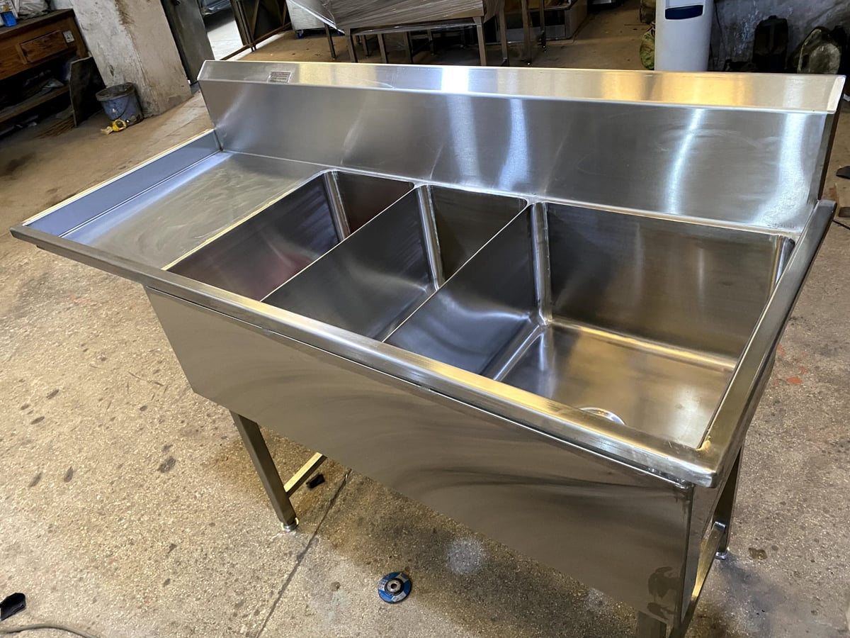 Triple Bowl Sink Table — photo 6 of 6