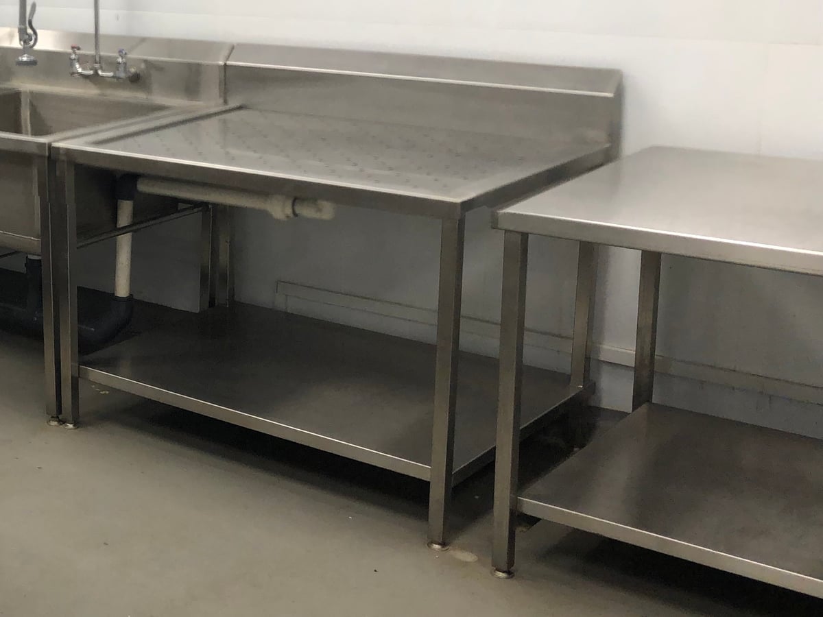 Work Table with 1 Undershelf — photo 3 of 4